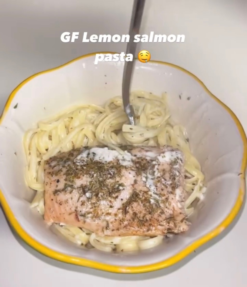 Easy Salmon Pasta: 30&nbsp;minutes!